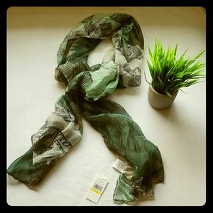 VanHeusen Scarf NWT Green/Tan/Purple